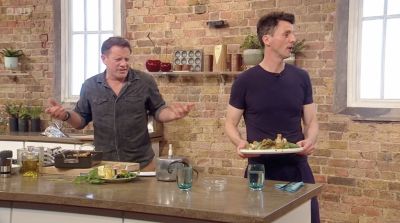 19saturday_kitchen_resized.jpg